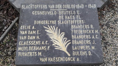 herdenkingsplaat gesneuvelden Eppegem begraafplaats